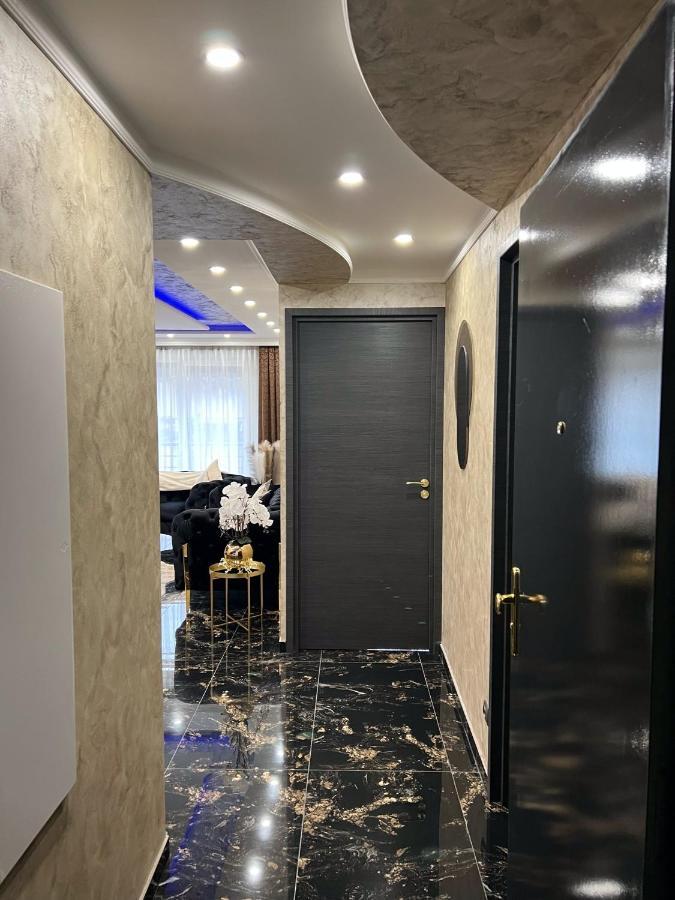 Luxurynight Apartment สตราสบูร์ก ภายนอก รูปภาพ