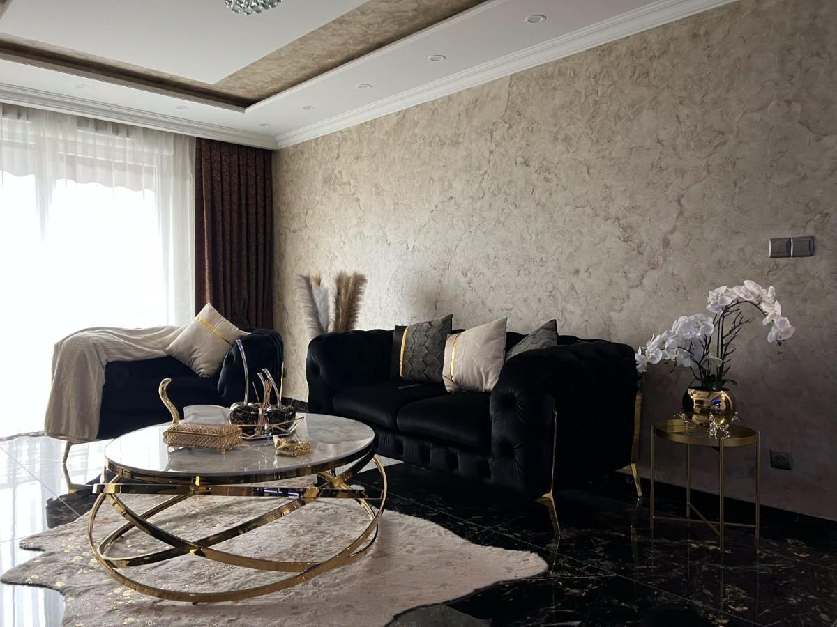 Luxurynight Apartment สตราสบูร์ก ภายนอก รูปภาพ