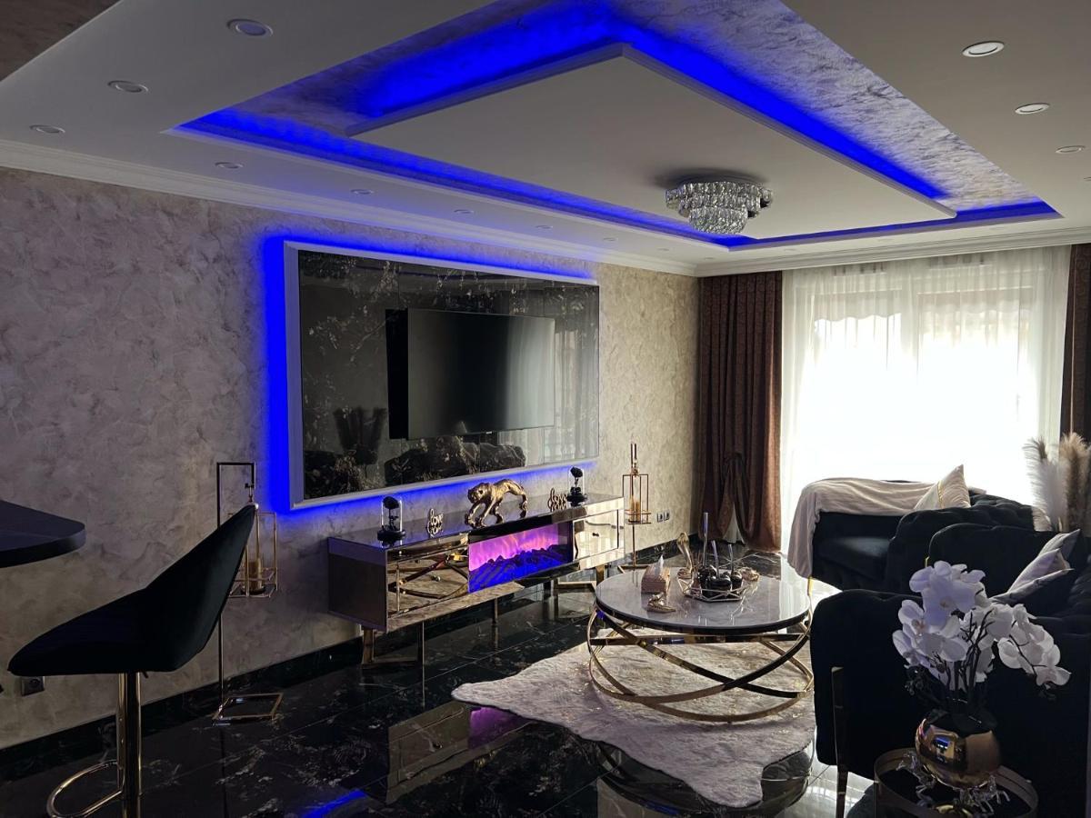 Luxurynight Apartment สตราสบูร์ก ภายนอก รูปภาพ