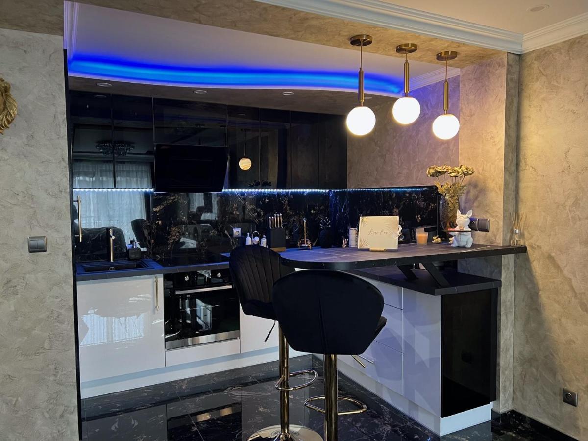 Luxurynight Apartment สตราสบูร์ก ภายนอก รูปภาพ